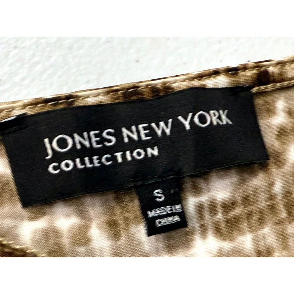 Jones New York Collection Brown Abstract Surplice V-Neck Ruched Top Small